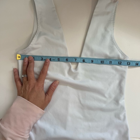 Free People Keep It Sleek Low Back Bodysuit V Neck White Tank Size XS - Picture 9 of 9